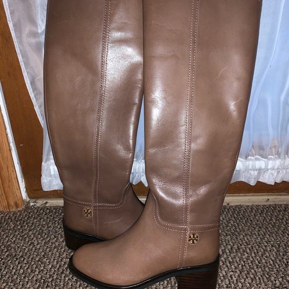 tory burch boots poshmark